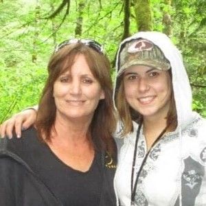 Meet your Posher, Pamela